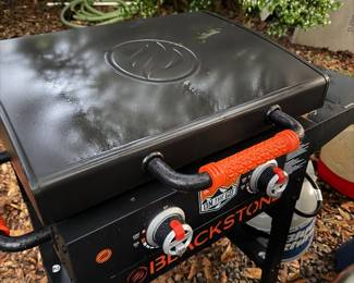 $200 like new Blackstone grill