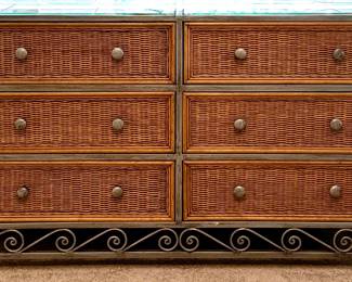 $160 dresser 20x18x27