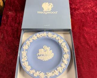 Wedgwood tray