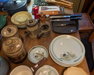 sabatier knives, pottery