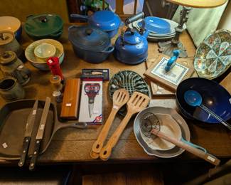 kitchen ustensils, cast iron, enamel