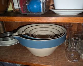mixing bowls
