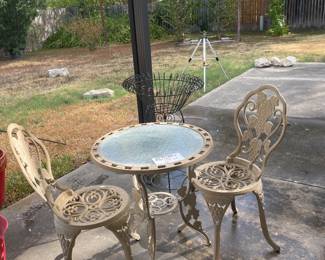Cast Aluminum Bistro set Grape Leaf Design