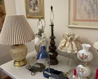 Collection of Lamps Incl. Oil