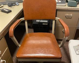 Shaw Walker Swivel Office Chair