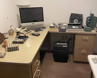Steelcase Tanker Desk With Return