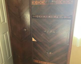 Art Deco Waterfall Wardrobe