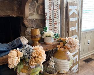 Pottery and decor