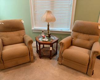 lazyboy rocker recliners, end table, brass lamp