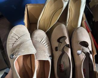 size 6.5 like new shoes 