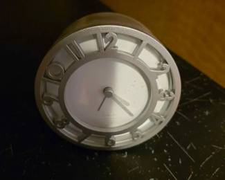 20  Modern Silver Analog Alarm Clock