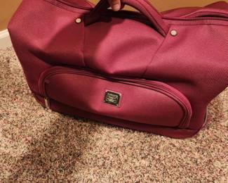 196  Liz Claiborne Burgundy Travel Bag