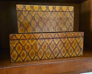 82  Set of 2 Diamond Pattern Decorative Boxes