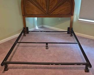 46  Queen Vintage Sunburst Wood Headboard with Metal Bed Frame
