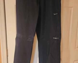 138  Nike Golf StormFIT Rain Pants