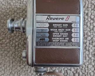 115  Vintage Revere 8 Model 44 Magazine Cine Movie Camera