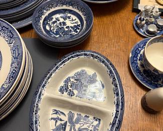 Churchill divided dish