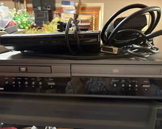 DVD & VHS player