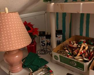 More items in bedroom