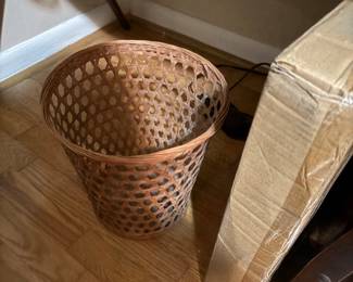 Wastebasket