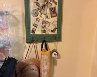 Kitchen decor, hanging hat, bags saver & small chime