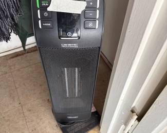 Ceramic heater
