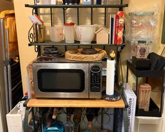 Curved metal & wood tiered item for storage