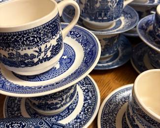 More Churchill cups & saucers