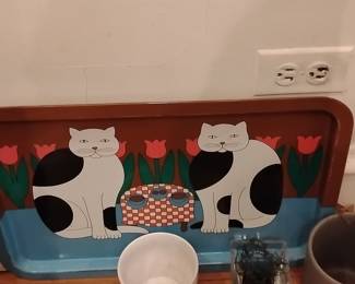 Faroy Inc. Cat Motif Serving Tray