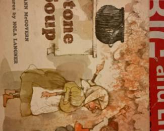 Stone Soup by Ann McGovern (Scholastic TW 124, 45¢ edition)