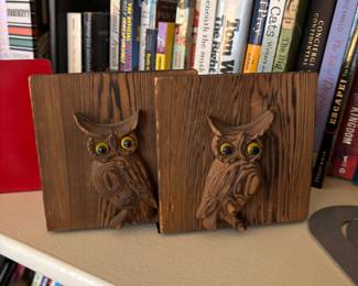 Vintage OMC Japan Carved Wood Owl Bookends with Yellow Glass Eyes
