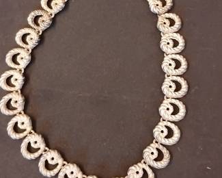 Silver Tone wisted Rope Link Necklace