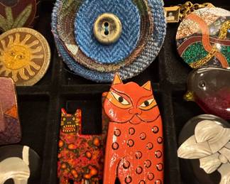 Assorted Vintage Costume Jewelry Brooches, including Laurel Burch pieces