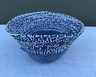 Navy and White Coiled Fabric Basket (2/2)