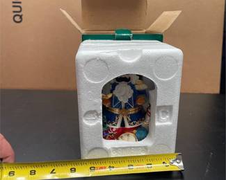 Traditions Porcelain Nutcracker Hinged Trinket Box (4/4)
