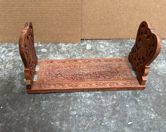 Carved Wooden Folding Bookrack with Leaf Motifs (2/3)