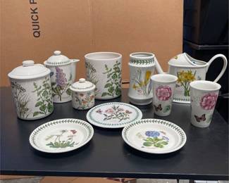 Portmeirion Botanic Garden Canisters, Coffee Pot & Plates (2/6)