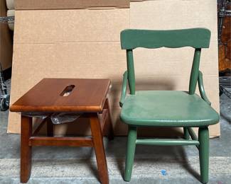 Green Painted Child's Chair and Wooden Step Stool (2/4)