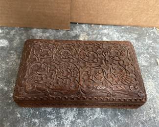 Carved Wooden Box with Floral Scrollwork (2/2)