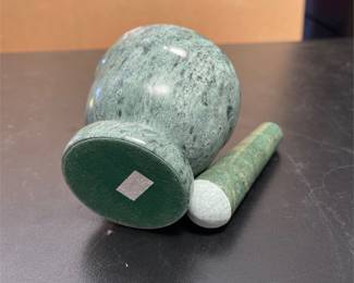 Green Marble Pedestal Mortar and Pestle (4/4)
