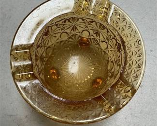 L. E. Smith Daisy and Button Amber Glass Ashtray (4/5)