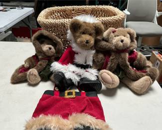 Boyds Santa Bear, Holiday Teddy Bears & Woven Basket (2/4)