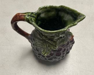Olfaire Majolica Grape Cluster Pitcher (4/5)
