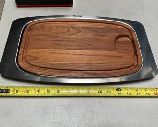 Selandia Wood Carving Board with Stainless Steel Tray (6/6)