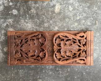 Carved Wooden Folding Bookrack with Leaf Motifs (3/3)