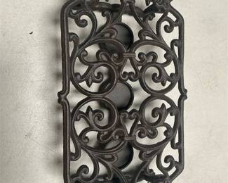 Cast Iron Scrollwork Three-Tealight Dish Warmer (4/5)