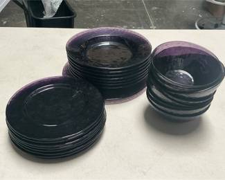 Bormioli Rocco Palatina Amethyst Glass Dinnerware (2/5)