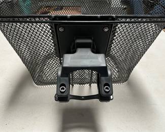 Black Mesh Bicycle Basket with Quick-Release Mount (3/6)