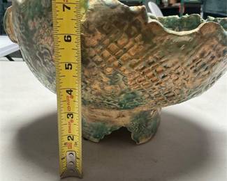Green and Gold-Tone Art Pottery Footed Bowl (6/6)