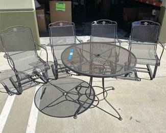 Metal Mesh Patio Table and Four Spring-Base Armchairs (2/3)